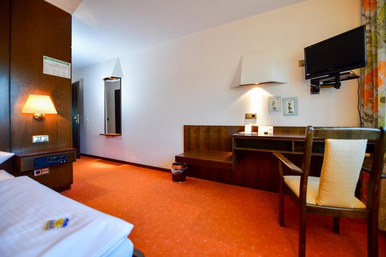 Hotel Zur Post Balve Exterior foto